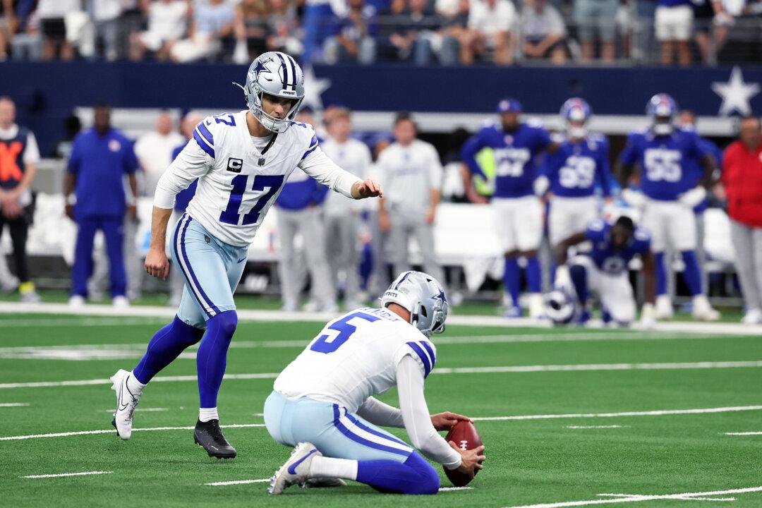 Aubrey Delivers 4 Field Goals, Including 64-yarder, as Dallas Survives New York in OT Thriller