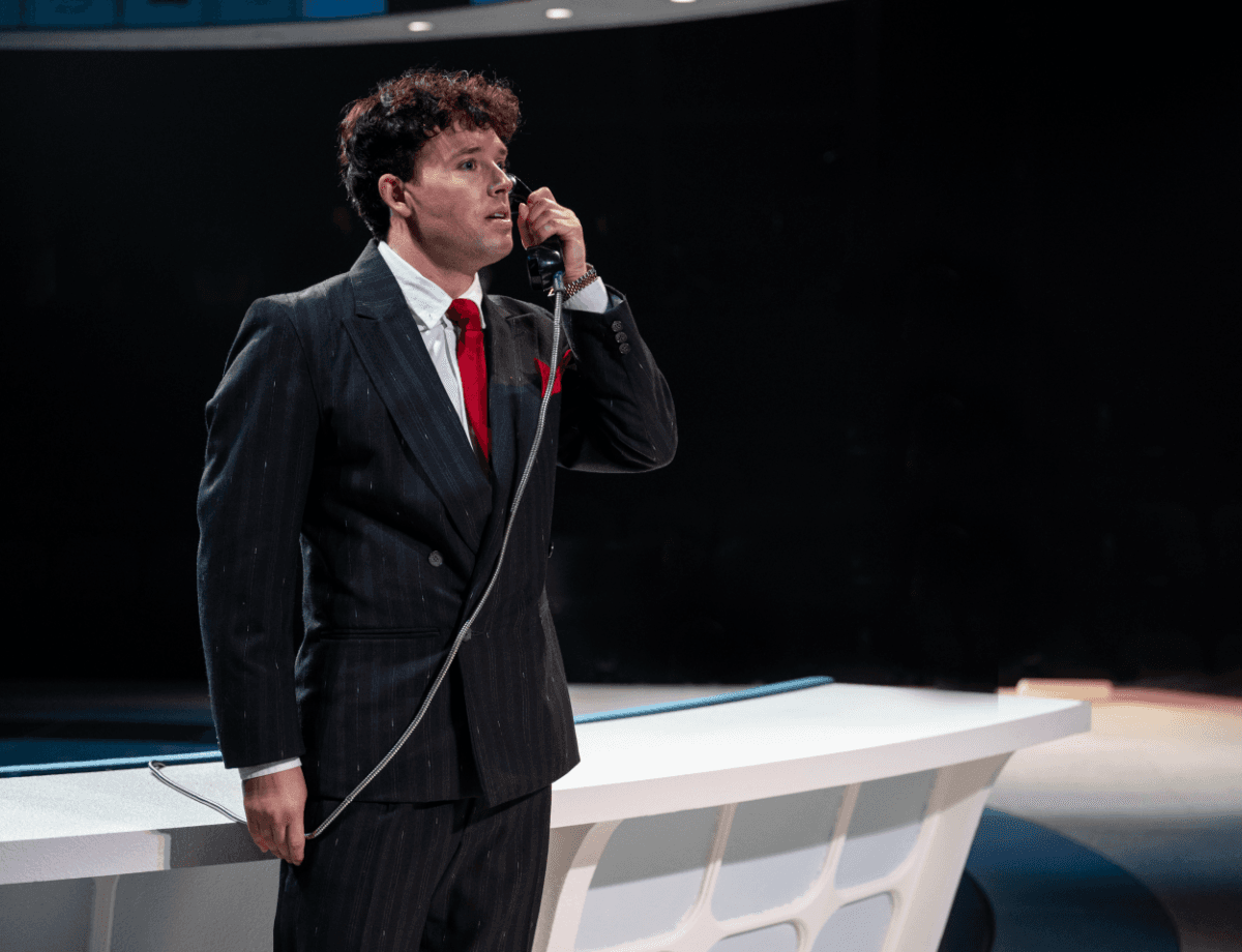 JJ Niemann delivers a charismatic portrayal of Frank Abagnale Jr. in Catch Me if You Can. (Michael Brosilow)