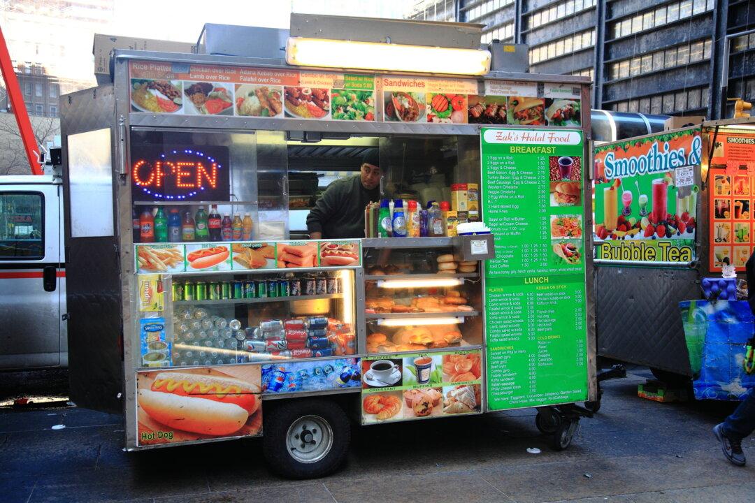Environmental Nutrition: Quick-Grab Foods Are OK in Moderation