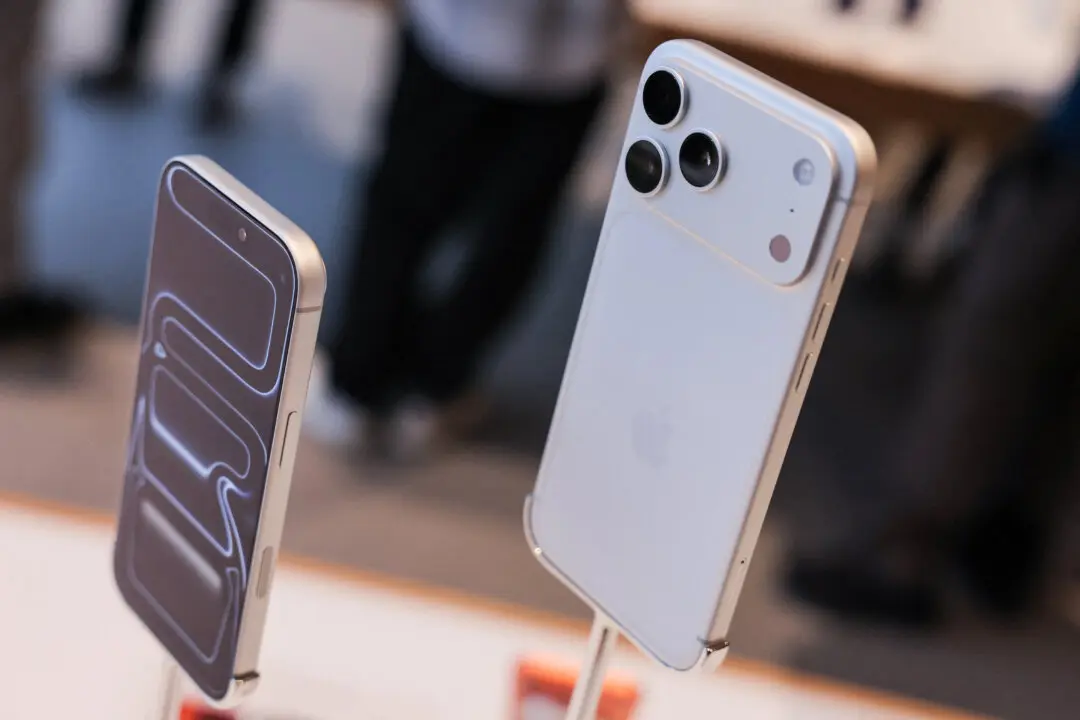 Apple Expands US Chip Production in $30 Billion Broadcom Deal