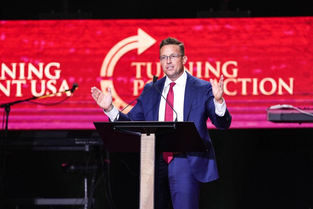 California Man Arrested for Allegedly Mailing Death Threat to Conservative Influencer Benny Johnson