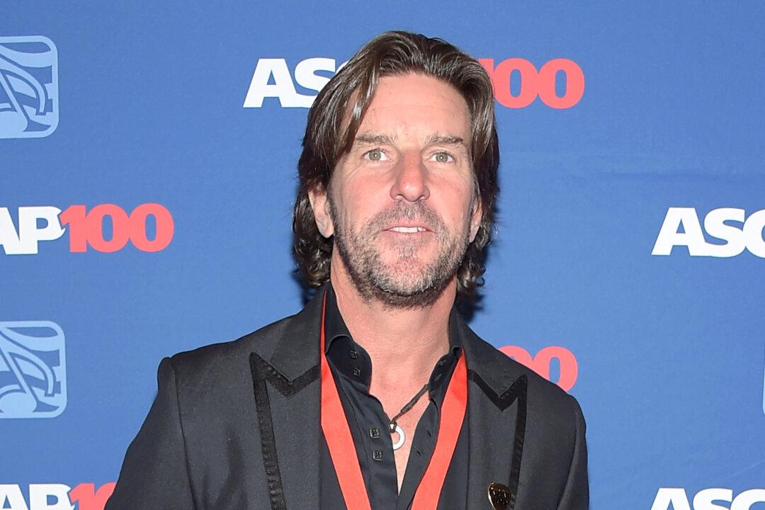 Songwriter Brett James’ Wife and Stepdaughter Also Killed in Plane Crash