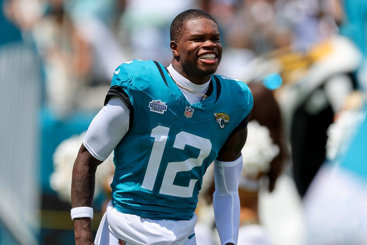 Jaguars Head Coach Defines Travis Hunter’s Role, Usage as Two-Way Player