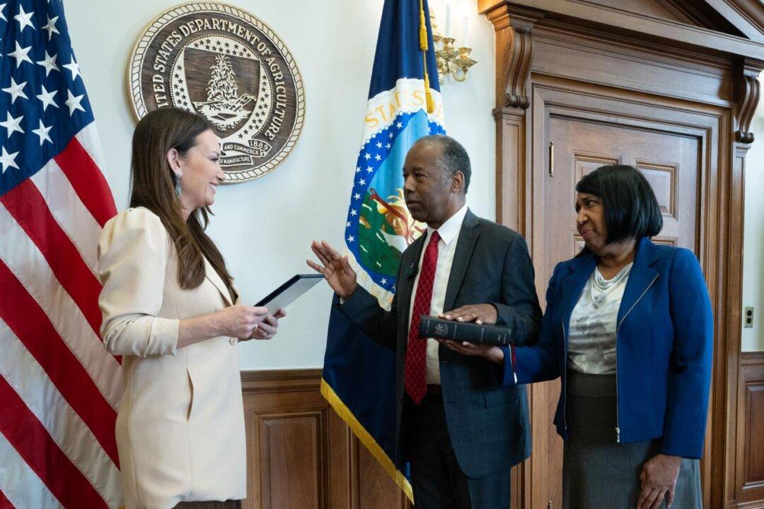 Dr. Ben Carson Joins Trump Administration to Help Carry Out MAHA Agenda