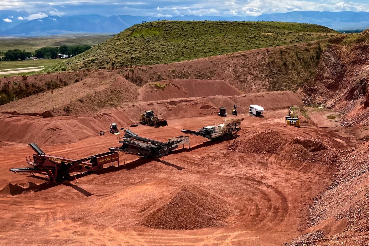 Ramaco Resources plans to extract coal and more than 450 tons of rare earths from its 4,500-acre Brook Mine near Ranchester, Wyoming. (John Haughey/The Epoch Times)