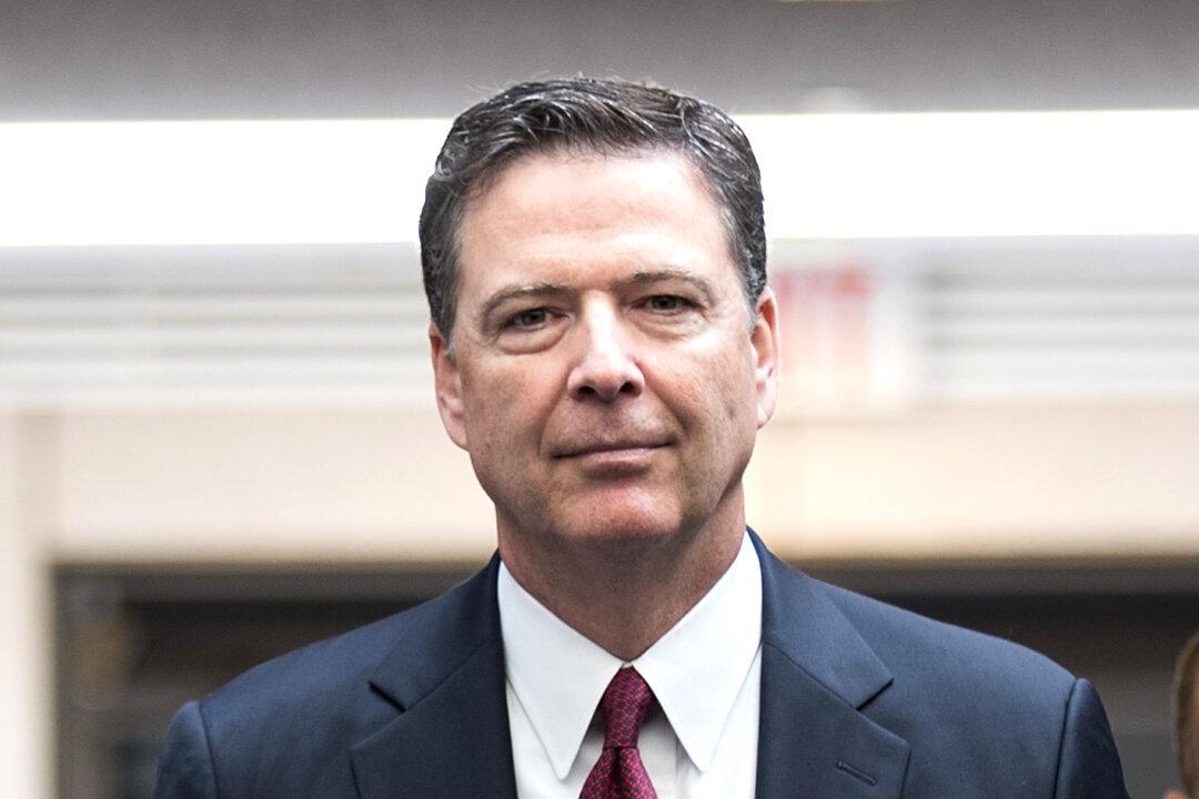 Former FBI Director James Comey Indicted—What to Know | The Epoch Times