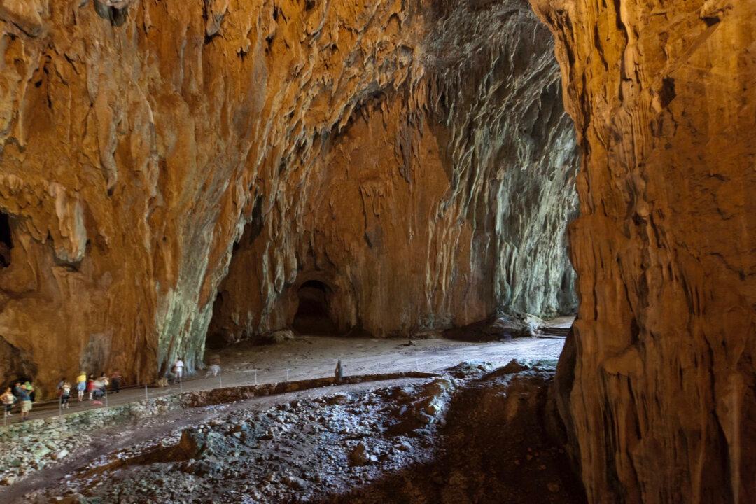 Rick Steves’ Europe: Digging Europe’s Wondrous Caves