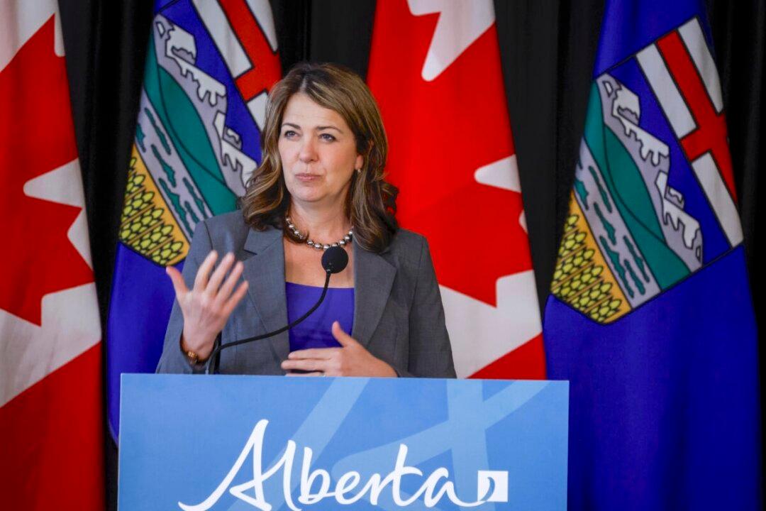 Alberta to Pitch New BC Coast Pipeline to Major Projects Office