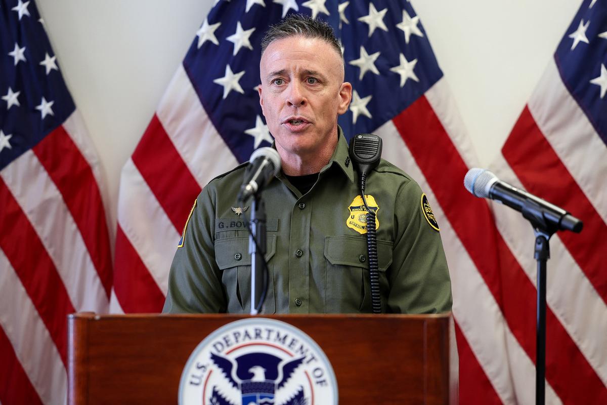 Border Patrol Official Who Led LA Immigration Operation Arrives in Chicago