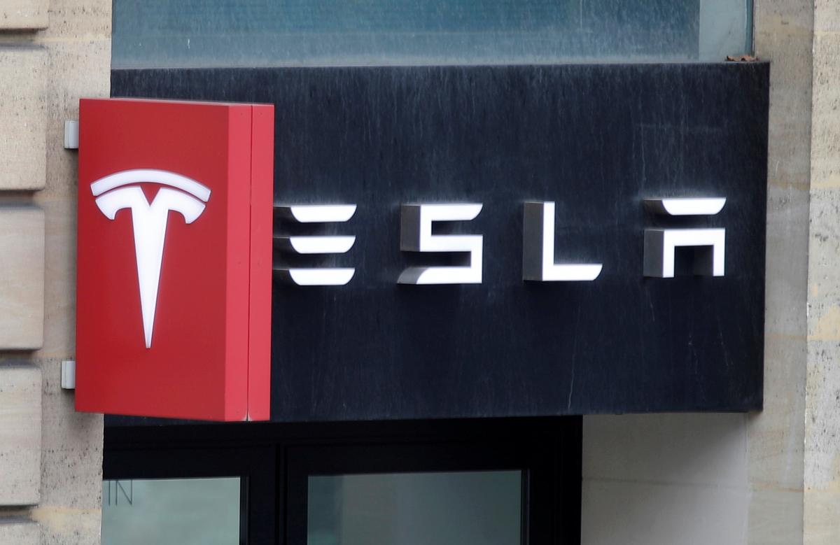 Tesla Settles 2019 California Crash Lawsuit Related to Autopilot Software