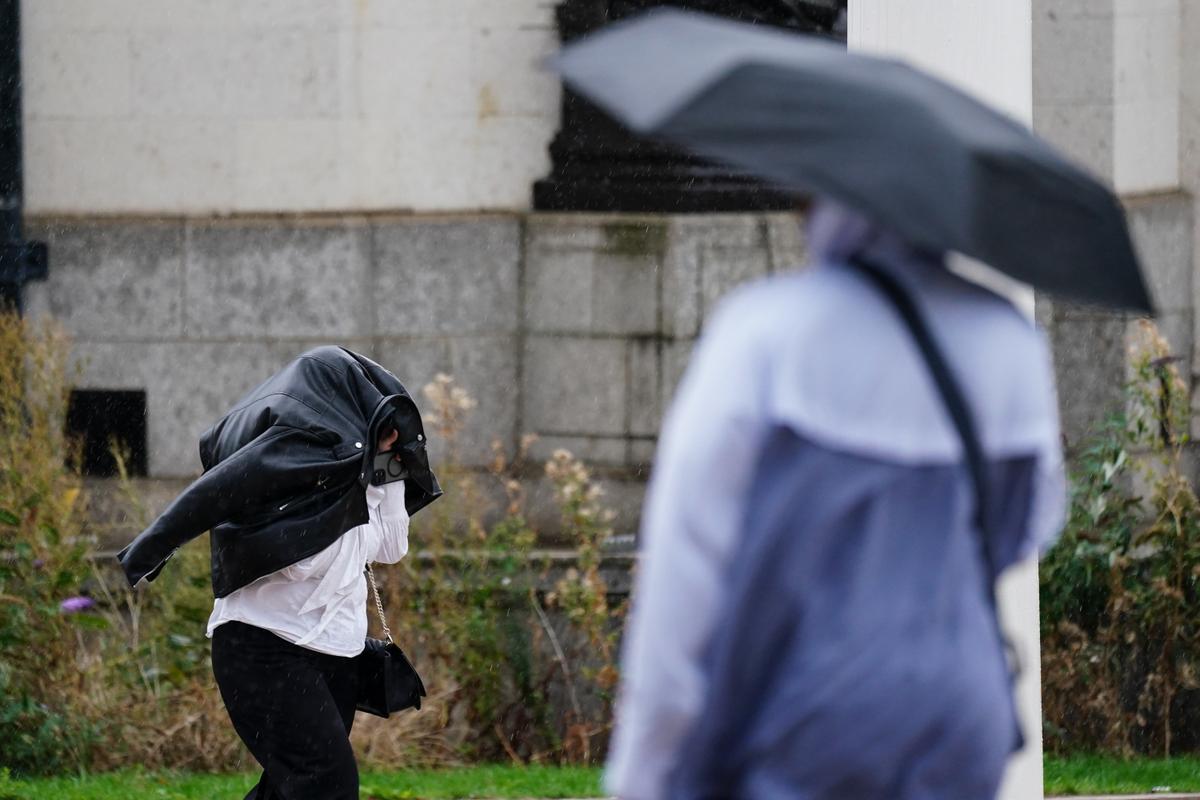 UK to Bask in Late Summer Sun Before Heavy Rain and Floods Risk