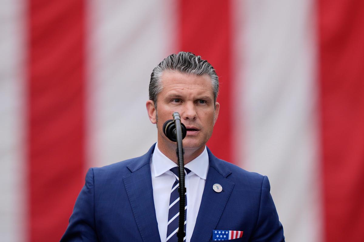 Hegseth Summons Top Military Brass for Meeting in Virginia thumbnail
