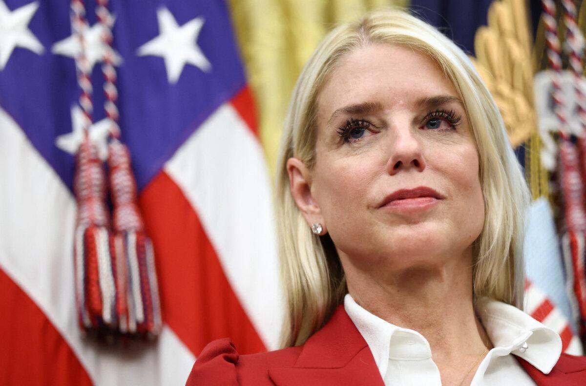 U.S. Attorney General Pam Bondi at the White House on Sept. 25, 2025. (Kevin Lamarque/Reuters)