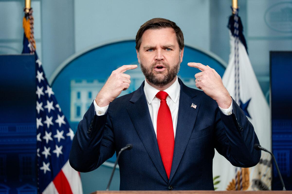 Vice President JD Vance speaks to reporters at a press briefing at the White House on Oct. 1, 2025. (Madalina Kilroy/The Epoch Times)