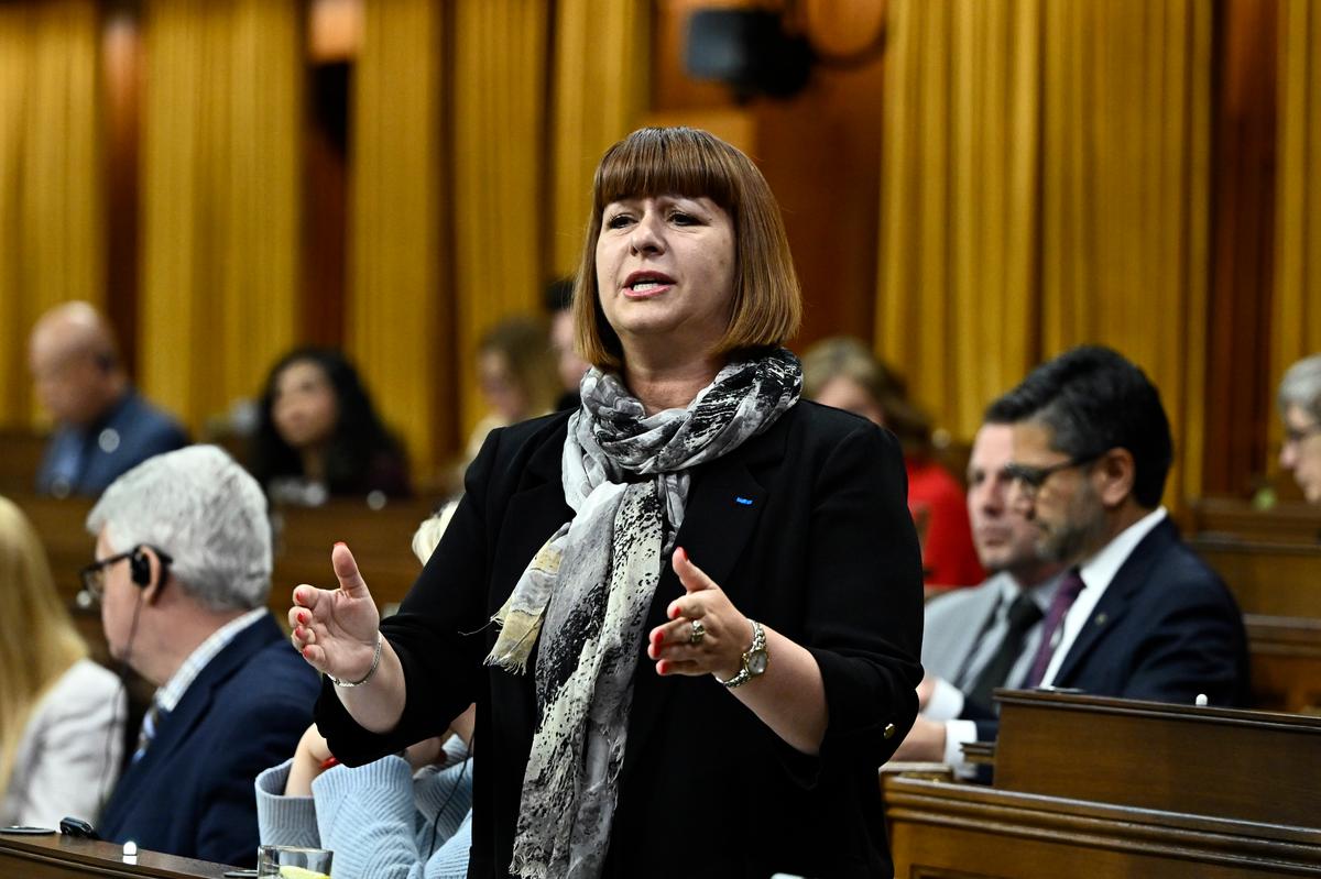 Liberal MP to Introduce Bill to Abolish Daylight Time