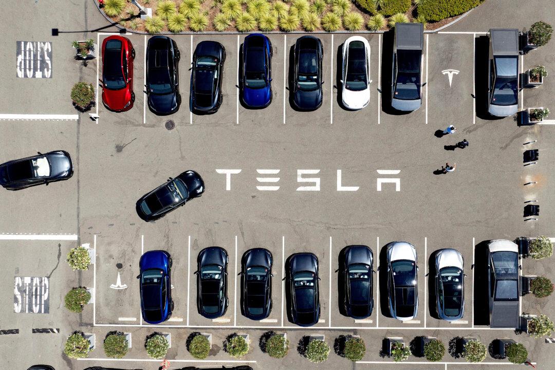 Tesla Launches Cheaper Versions of Model 3, Model Y Days After EV Tax Credit Ends