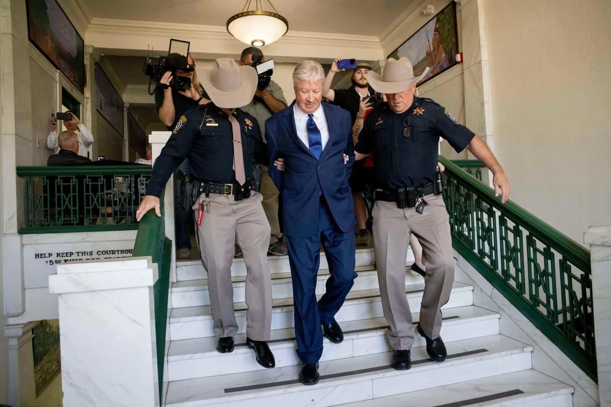 Former Texas Megachurch Pastor Pleads Guilty to Child Sex Abuse in Oklahoma