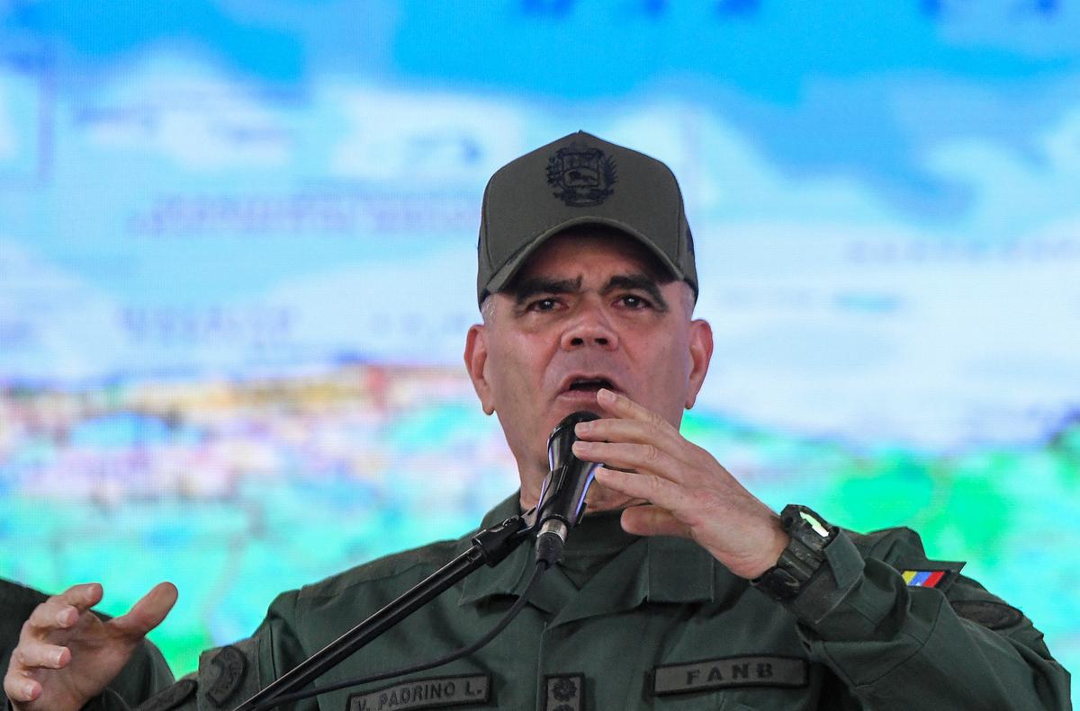 Venezuela Mobilizes Military Forces in Response to US Presence in Region thumbnail