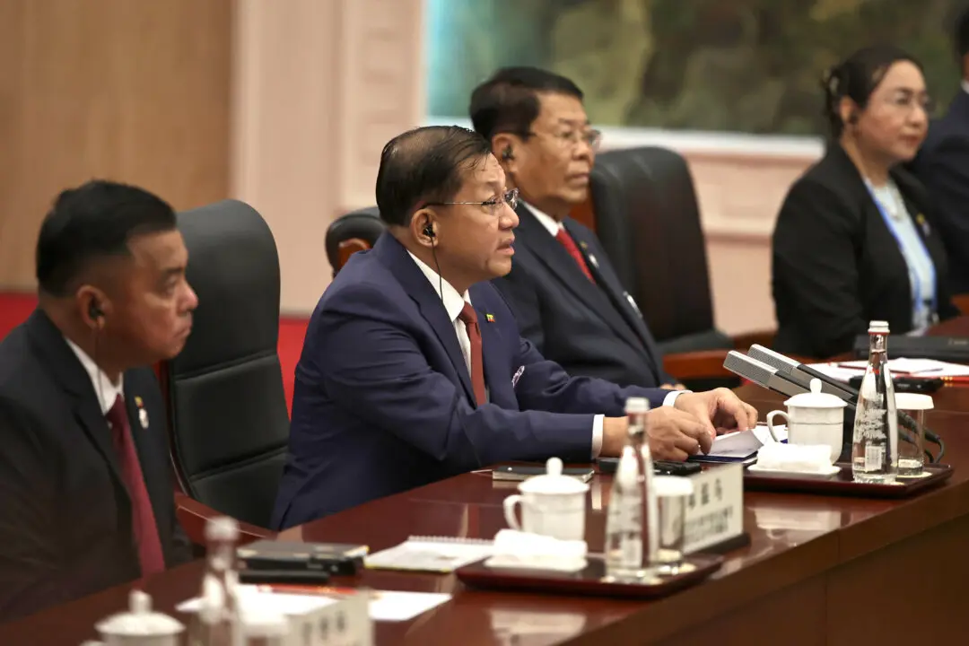 As Beijing Tightens Hold on Burma, Fractures Emerge