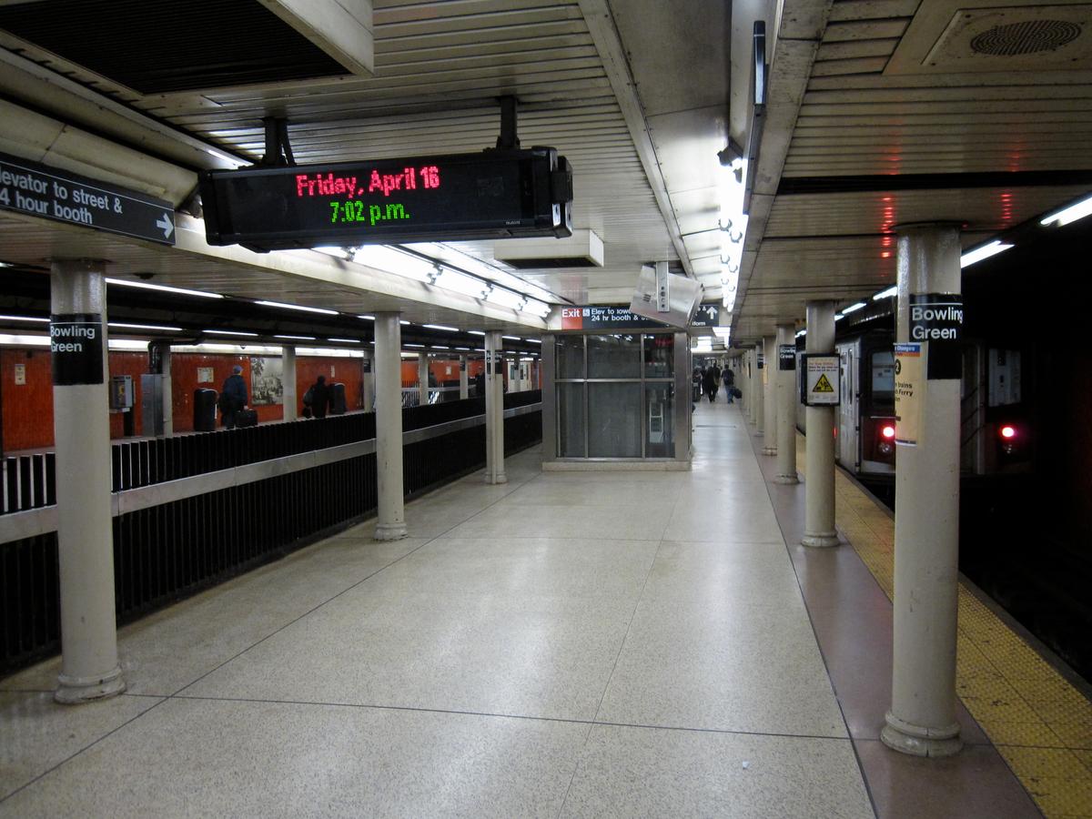 Passengers can travel to a variety of destinations from Bowling Green Station. (Deena Bouknight)