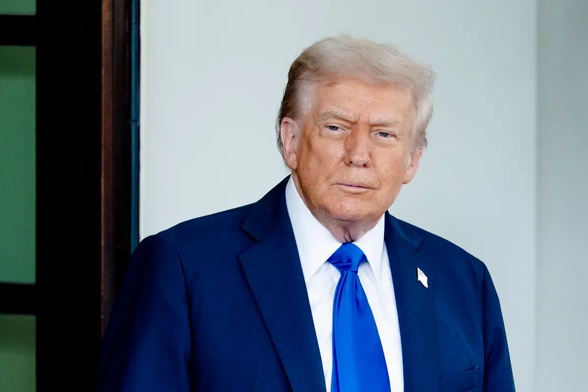 Trump Says SNAP Benefits Won’t Be Paid Until Government Reopens thumbnail