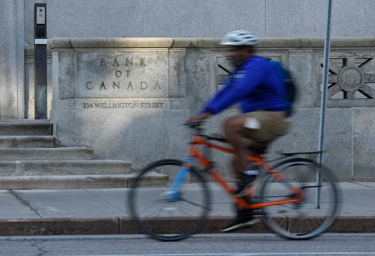 Senior Bank of Canada Official Calls for More Competition in Banking