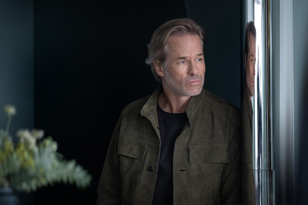 Bullmer (Guy Pearce), in "The Woman in Cabin 10." (Parisa Taghizadeh/Netflix)