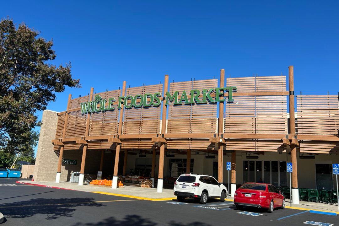 Whole Foods Store Reopens After 5-Month Closure to Handle Vermin, Sparking Debate Over California’s Rodenticide Ban
