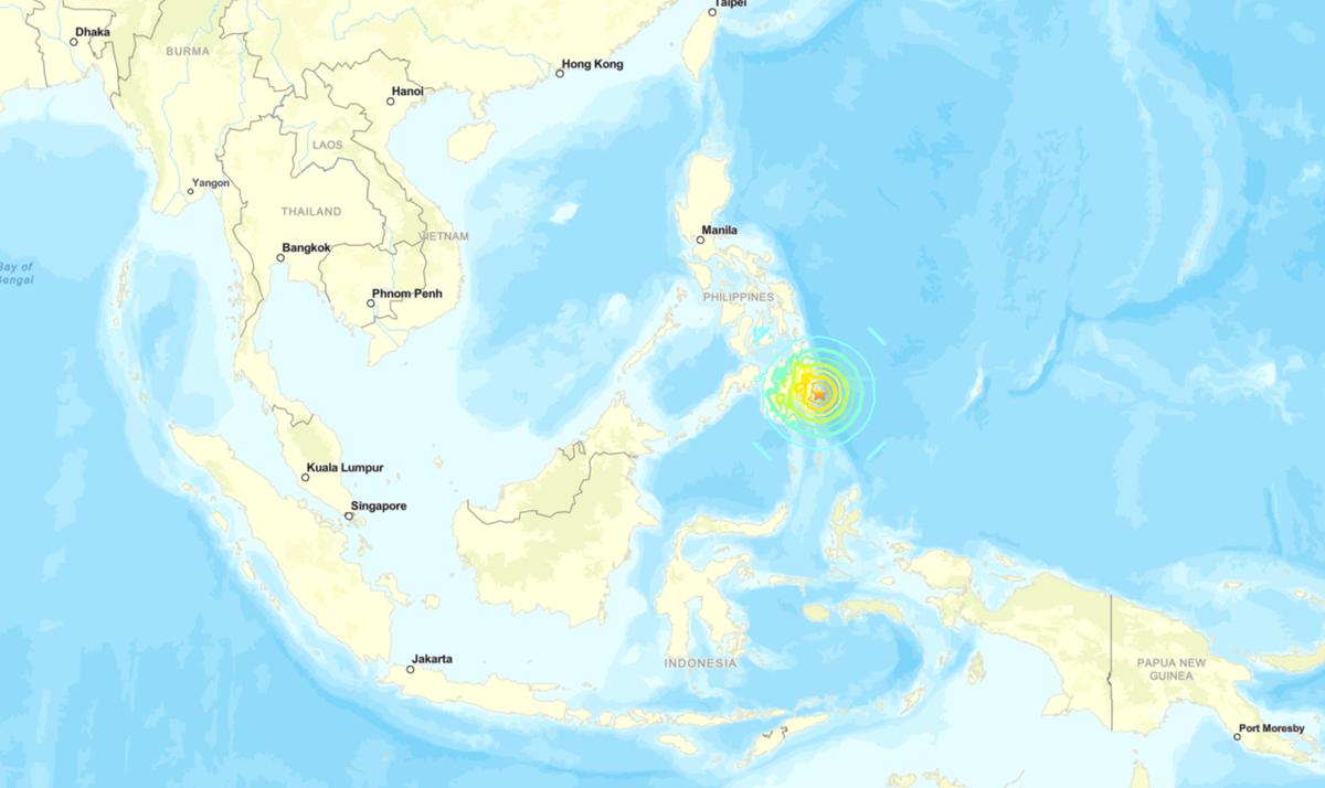 Strong 7.6 Magnitude Earthquake Strikes Off Southern Philippines, Tsunami Warning Issued