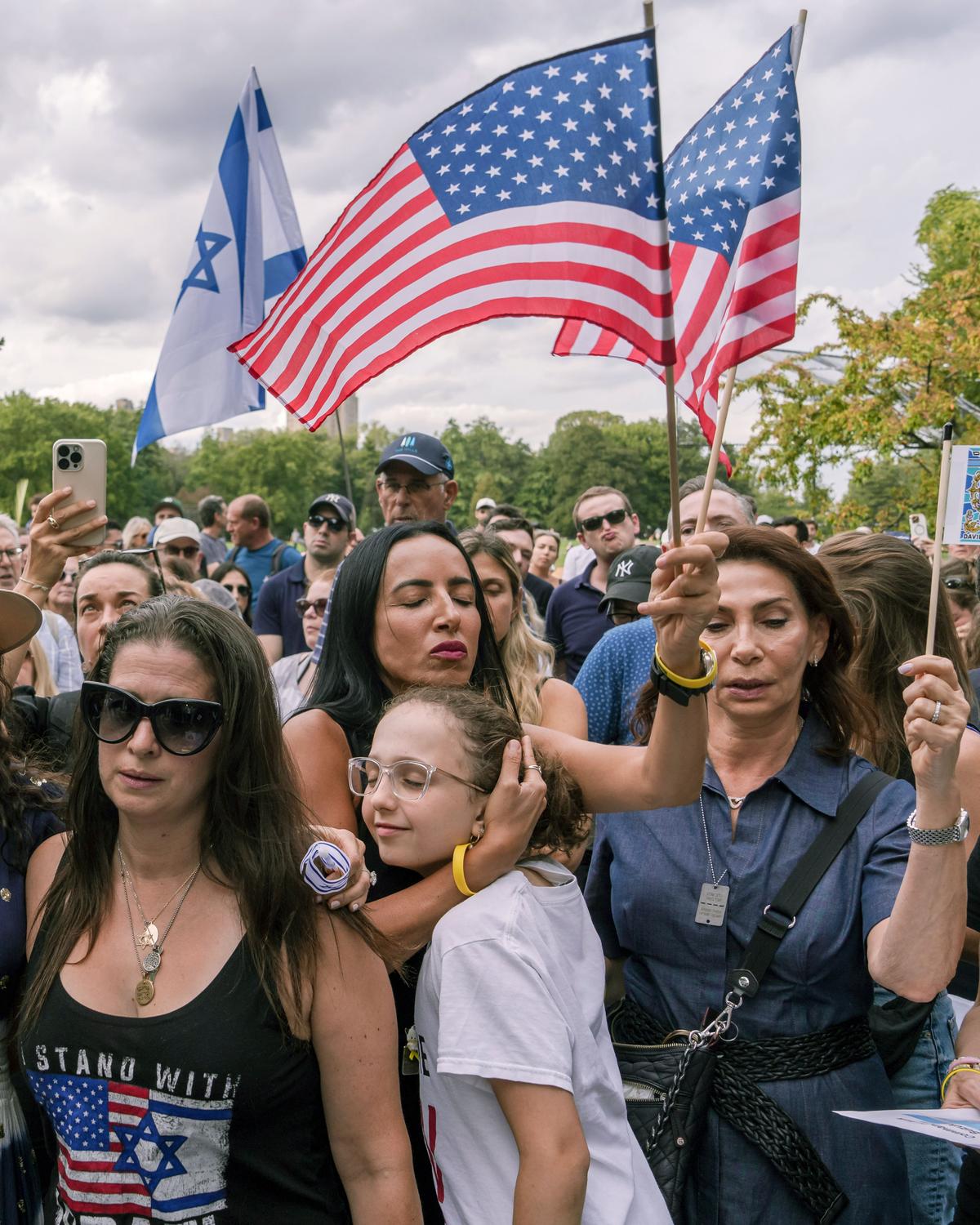 America in Photos: Oct. 7 Commemoration, Helicopter Crash, and James Comey Arraignment