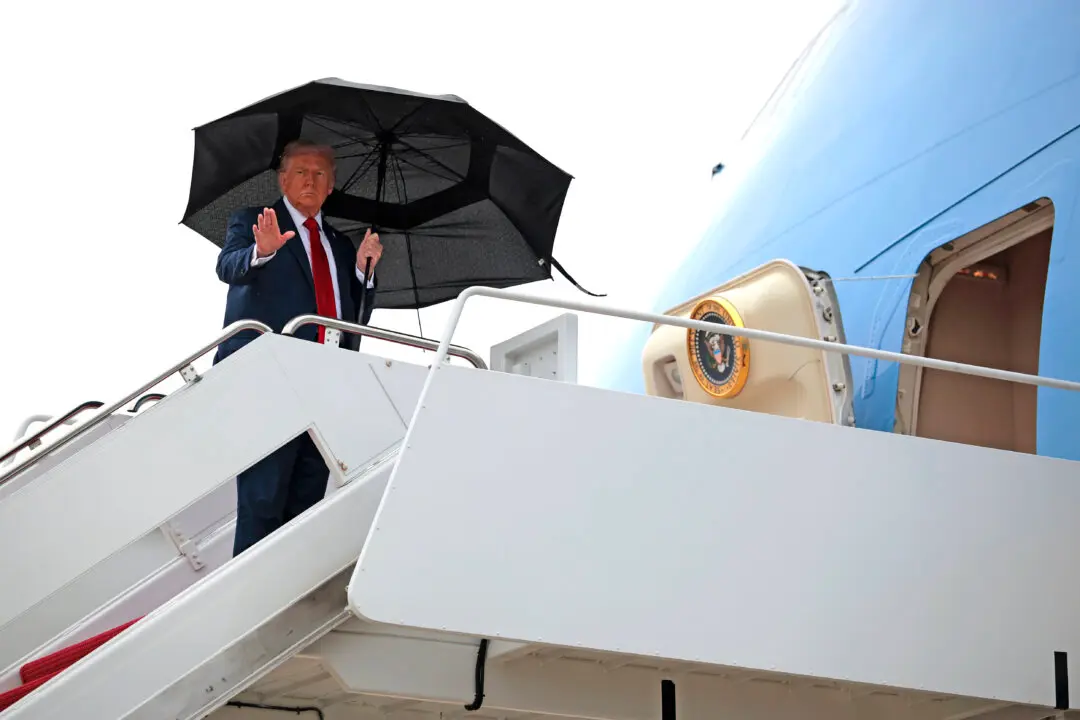 Trump Departs for Middle East to Mark Gaza Peace Deal