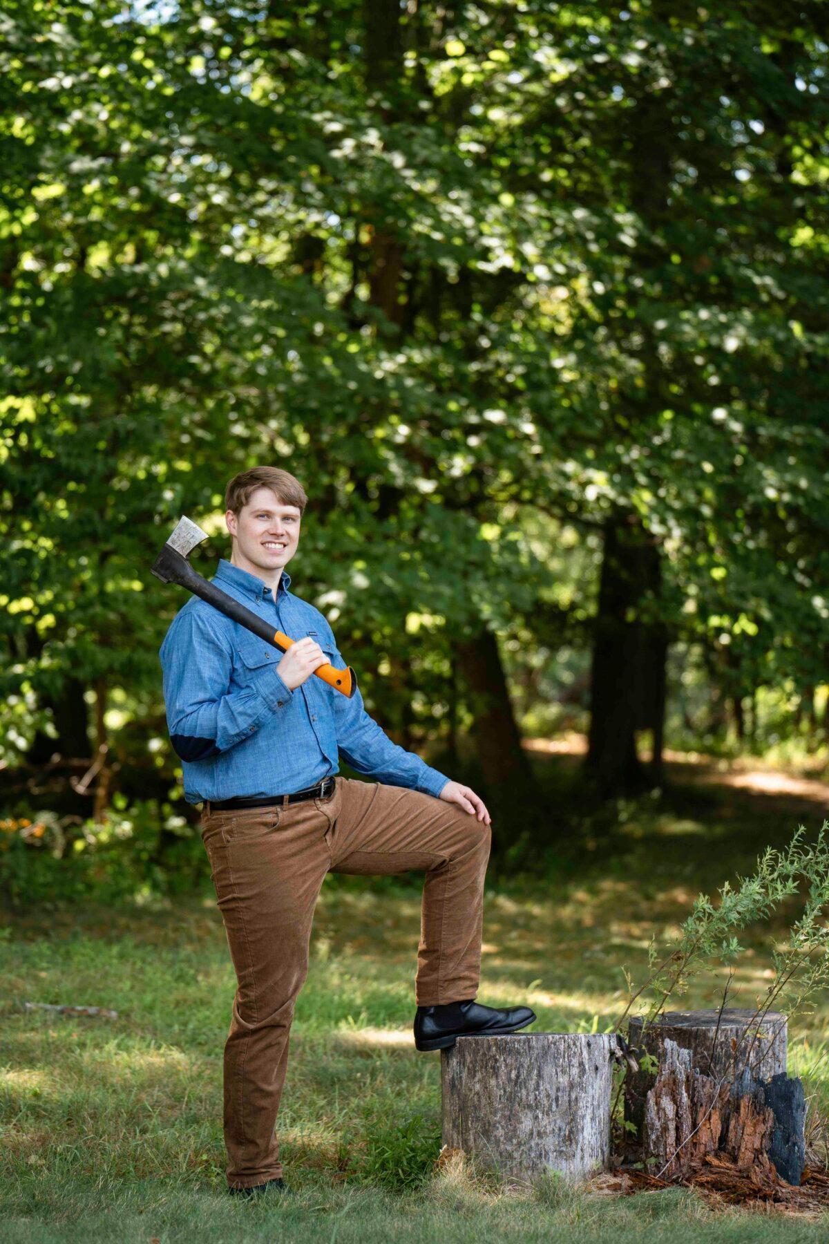 Perry describes himself as “a very typical kind of American Southern boy.” (Samira Bouaou for American Essence)