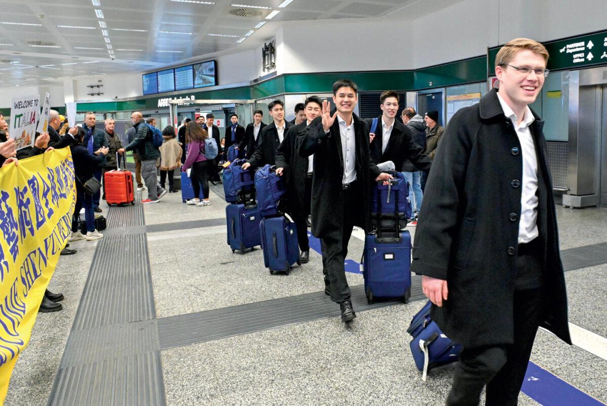 Shen Yun’s eight companies travel worldwide, presenting new programming every year. (Marius Iacob/The Epoch Times)
