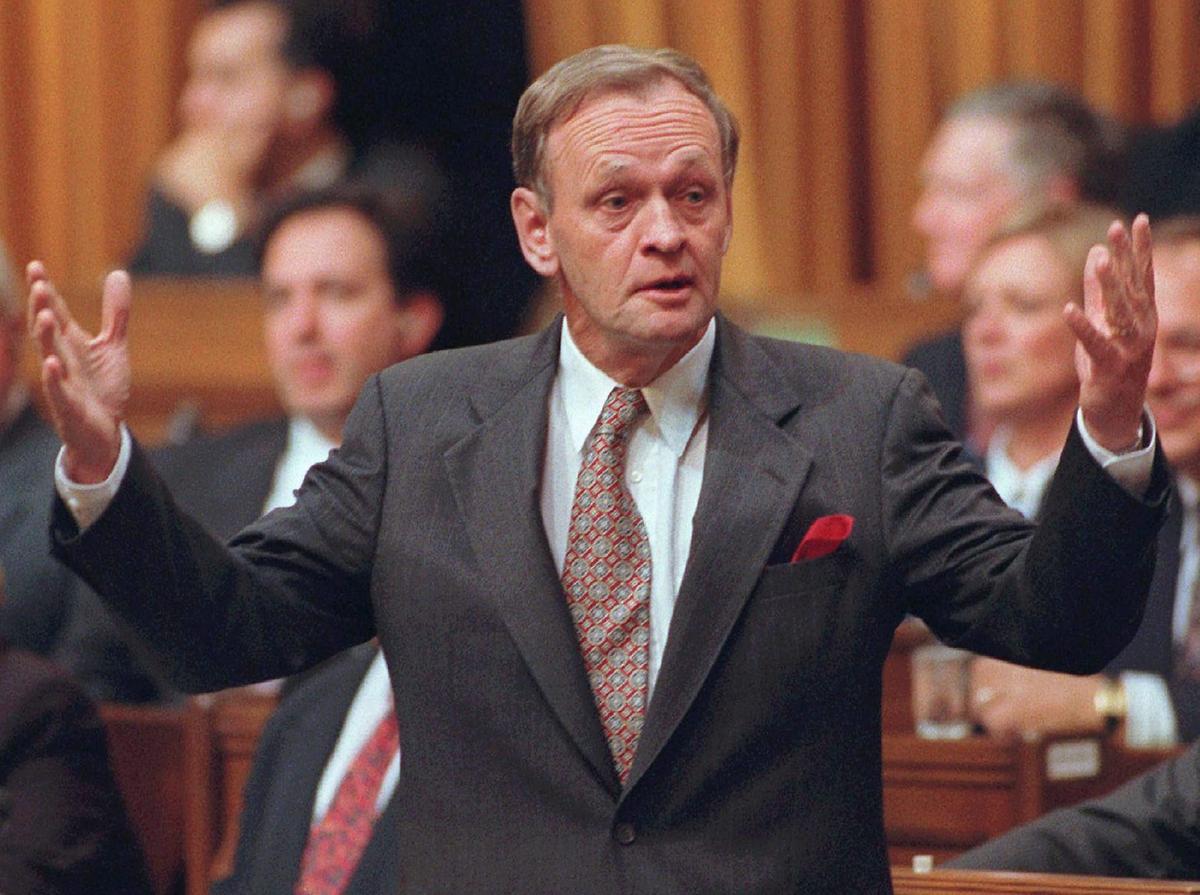 Records Reveal What Chrétien Told Ministers Before Quebec Referendum