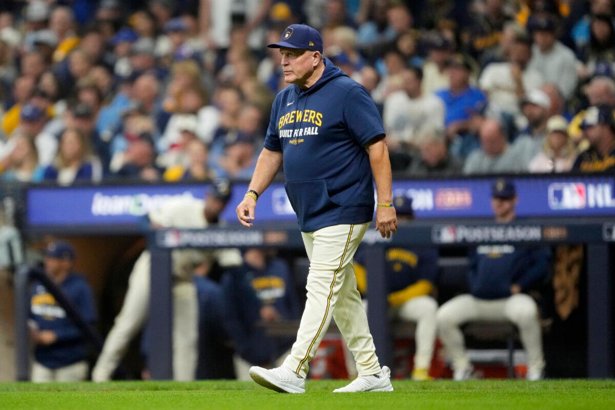 Manager Pat Murphy of the Milwaukee Brewers walks across the field during the sixth inning against the Los Angeles Dodgers in game one of the National League Championship Series at American Family Field in Milwaukee, Wis., on Oct. 13, 2025. (Patrick McDermott/Getty Images)