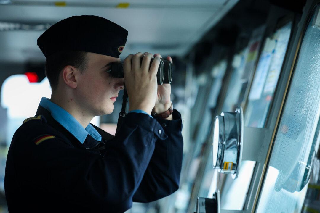 Day in Photos: North Sea Exercise, Explosion in Ecuador, and Protests in Tunisia