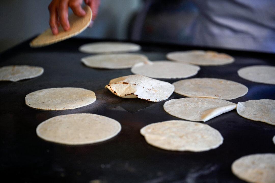 California to Fortify Tortillas, but Will It Help Latina Mothers?