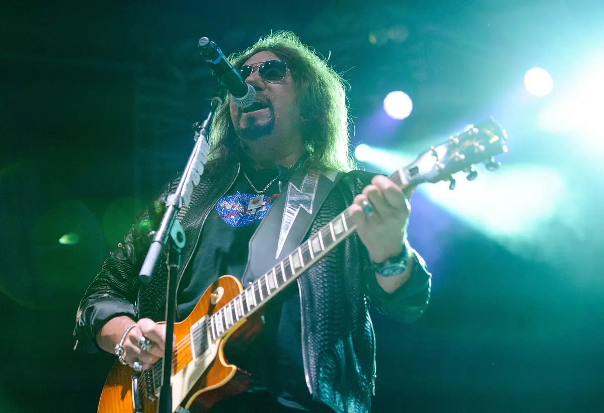 KISS Lead Guitarist Ace Frehley’s Cause of Death Released thumbnail