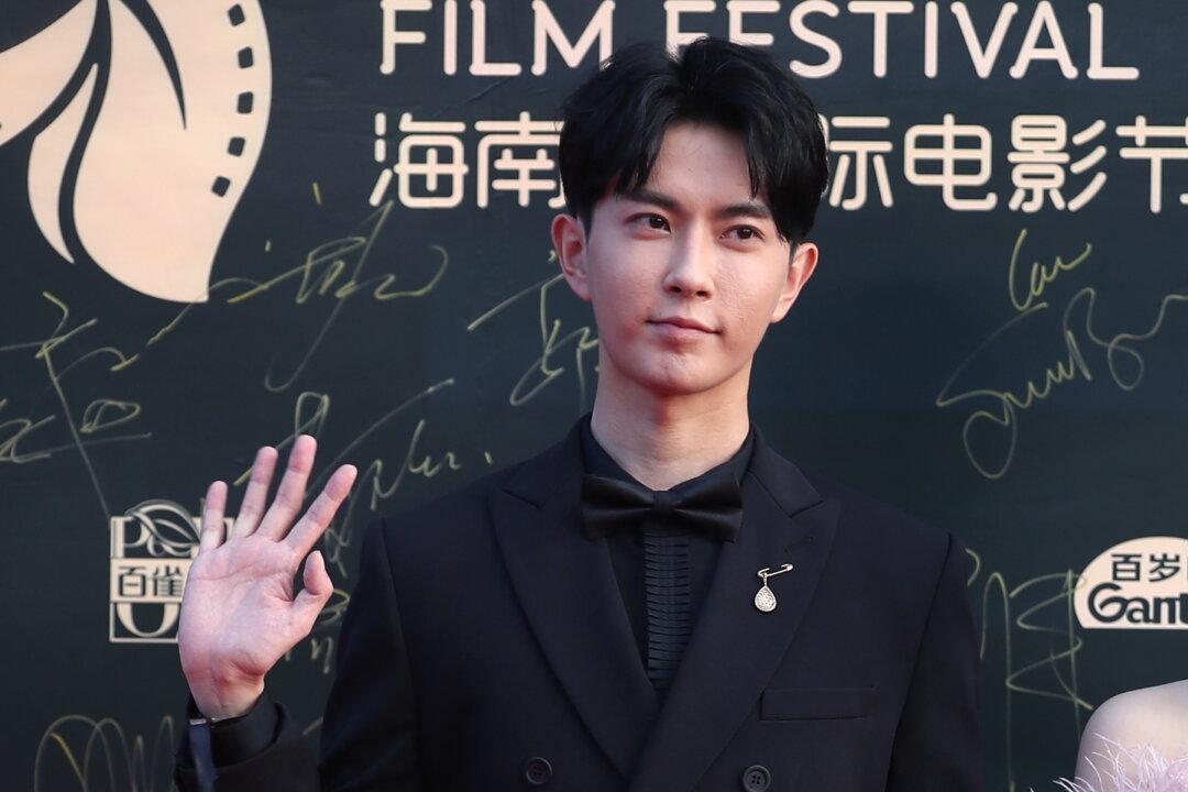 Actor’s Death Fuels Political Awakening Among Chinese