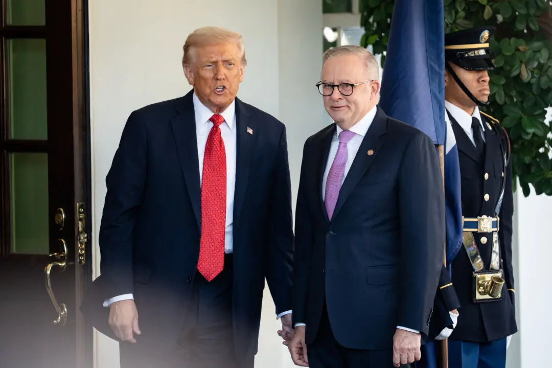 President Signs Rare Earth Agreement With Australia’s PM