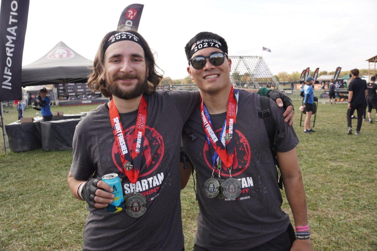 Kevin Passalacqua (L) and Brandon Maramba (R) at the 2025 Tri-State New York Spartan Event Weekend in the Town of New Hampton, N.Y., on Oct. 19, 2025. (Oliver Mantyk/The Epoch Times)