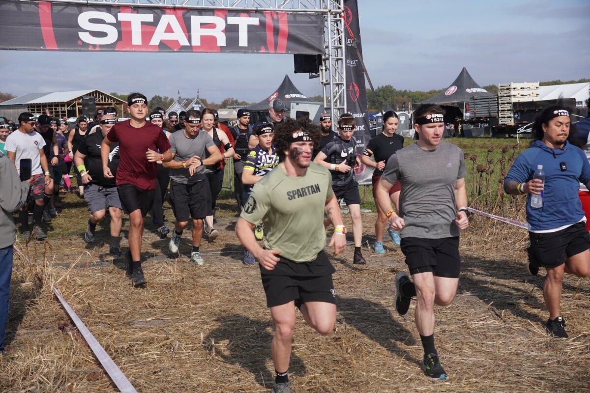 Runners start the race at the 2025 Tri-State New York Spartan Event Weekend in the Town of New Hampton, N.Y., on Oct. 19, 2025. (Oliver Mantyk/The Epoch Times)