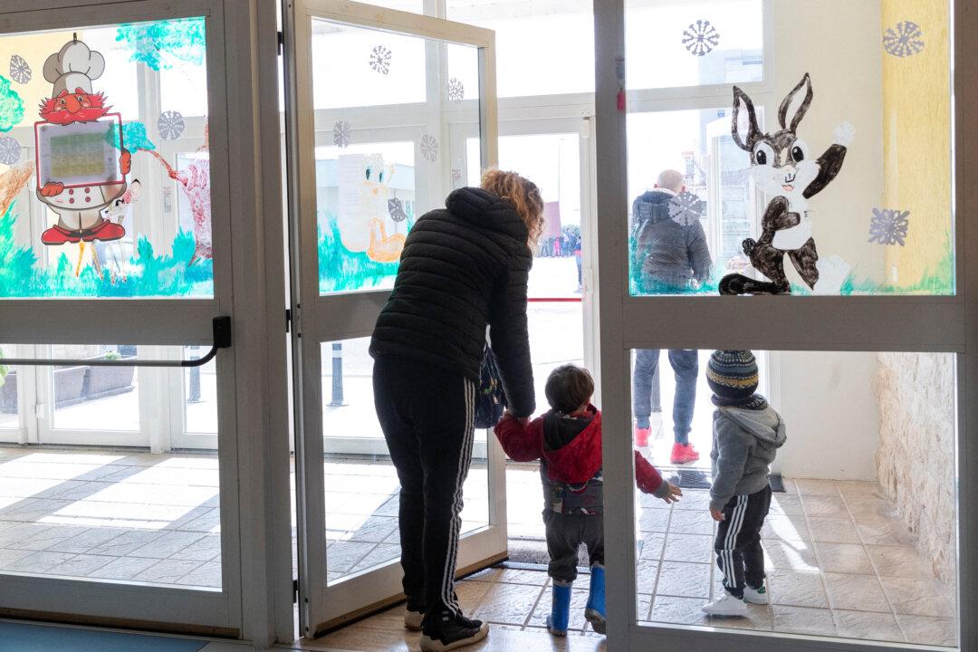 Italy Faces Further Drop in Births Amid Record-Low Fertility, National Statistics Bureau Says