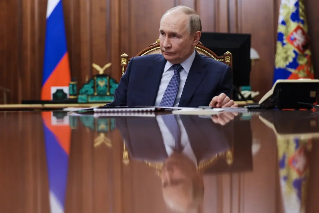 Russia Denounces US Sanctions on Oil Giants, Warns of Rising Global Prices