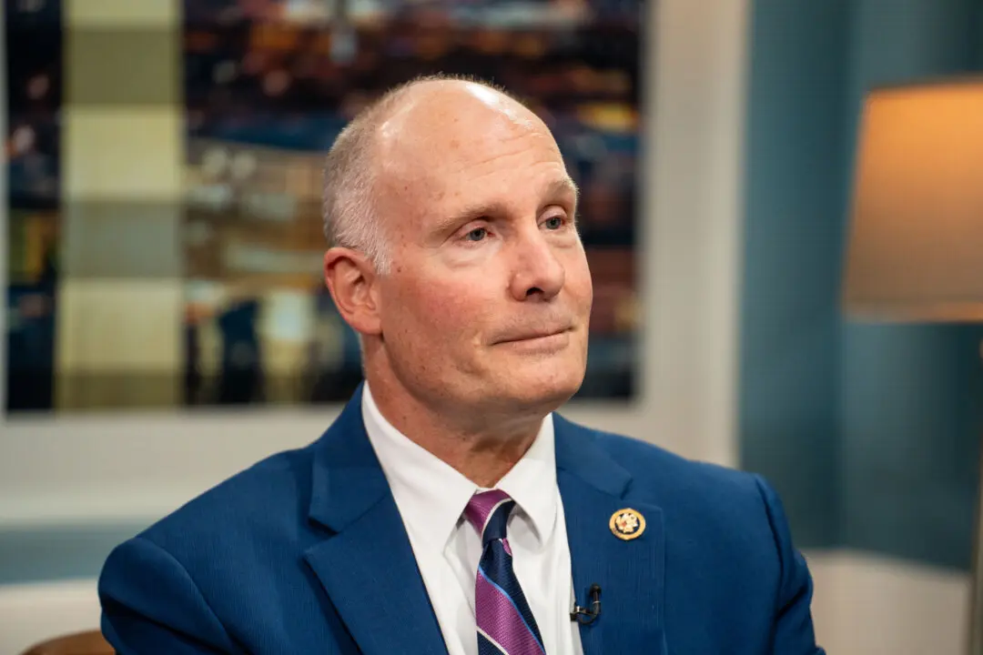 House Panel Chair Calls on Columbia University to Cut Ties With CCP-Linked Group