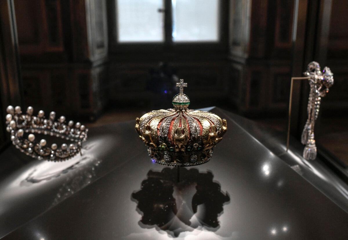 The crown of Eugénie de Montijo displayed at the Louvre Museum’s Apollo Gallery in January 2020. (Stephane de Sakutin /Getty Images)