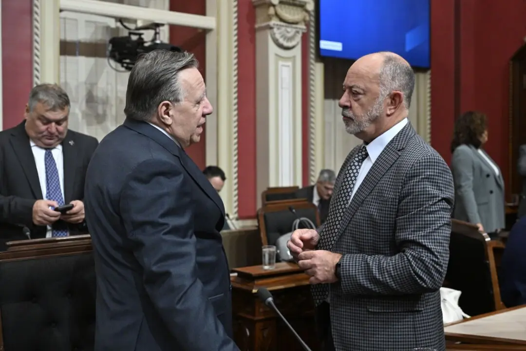 Quebec Adopts Special Bill to Impose New Compensation System on Doctors