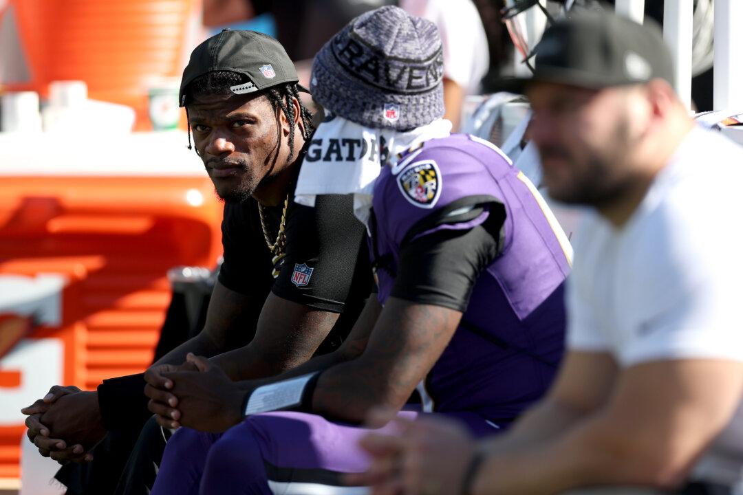 NFL to Investigate Baltimore Ravens After Lamar Jackson’s Practice Status Changed