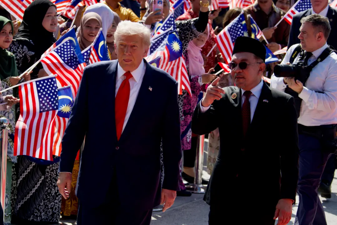 Trump Oversees Thailand, Cambodia Peace Deal