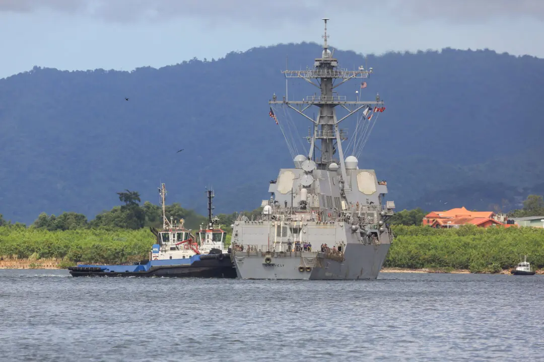 Venezuela Cancels Energy Deals With Trinidad and Tobago After US Warship Arrival